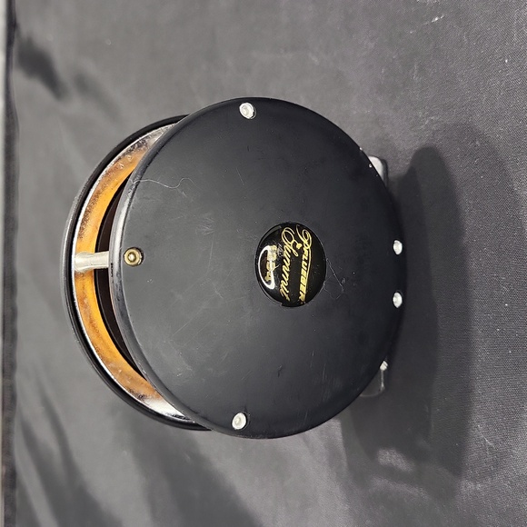 Pflueger Summit 1294 Fly Fishing Reel - Picture 10 of 11